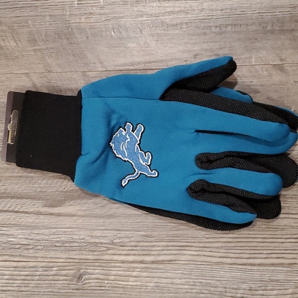 NFL Detriot Lions Utility Gloves - Picture 2 of 5